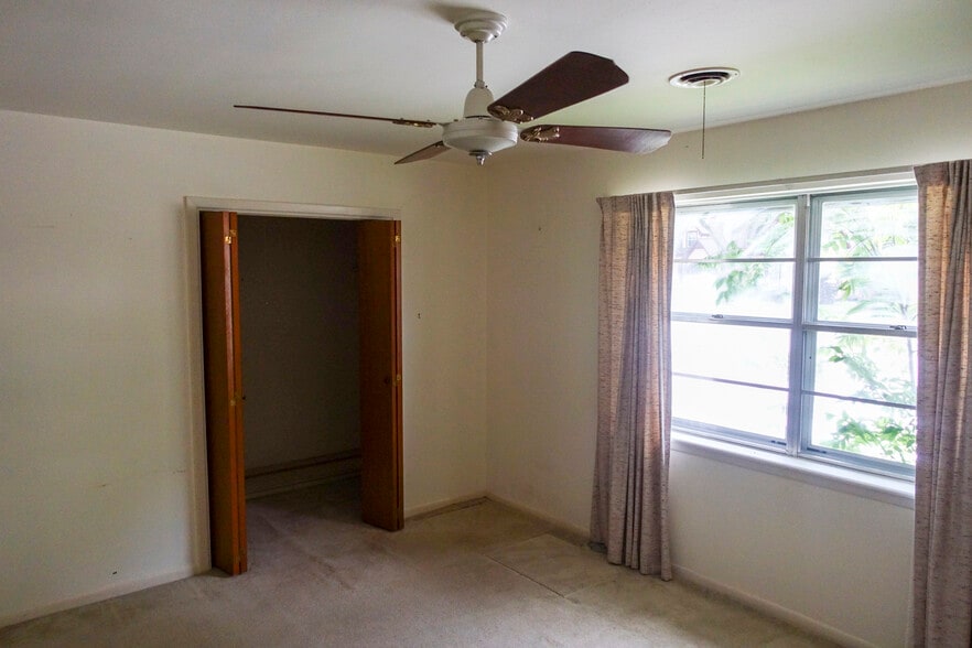 More Photos Of 912 Richmond Parkway, Richmond Land For Sale