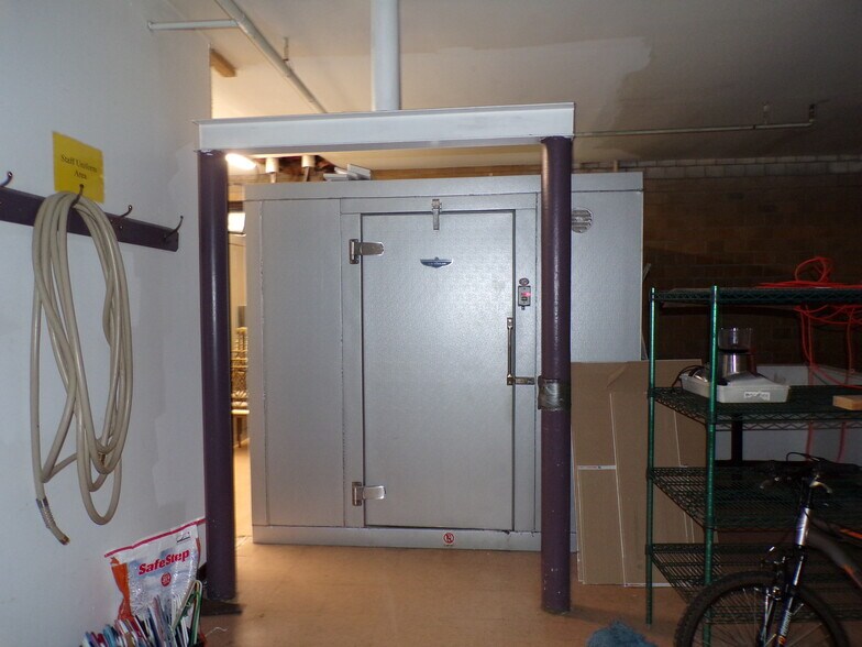 More Photos Of 1808 S 9th St, Saint Louis Freestanding For Sale