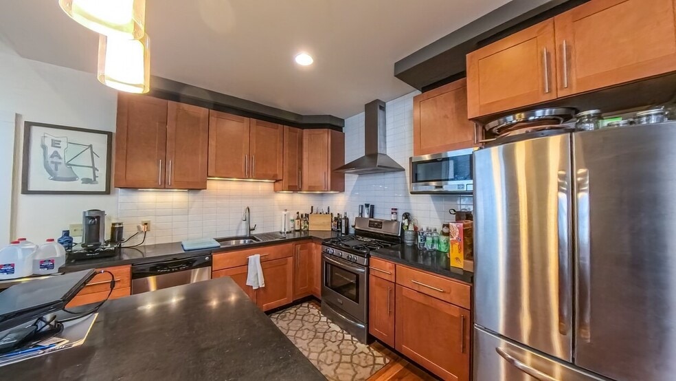 More Photos Of 209 1st St SW, Roanoke Apartments For Sale