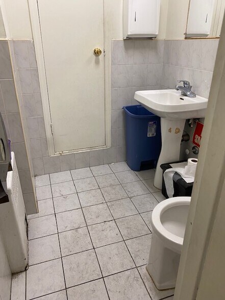 More Photos Of 2000 Kings Hwy, Brooklyn Apartments For Lease