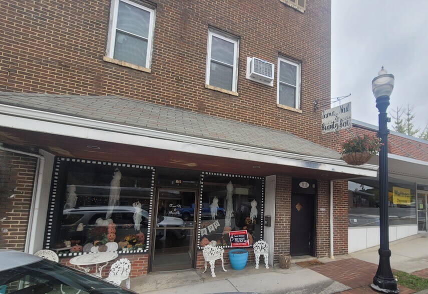 More Photos Of 1517-1525 Front St, Richlands Storefront Retail Residential For Sale