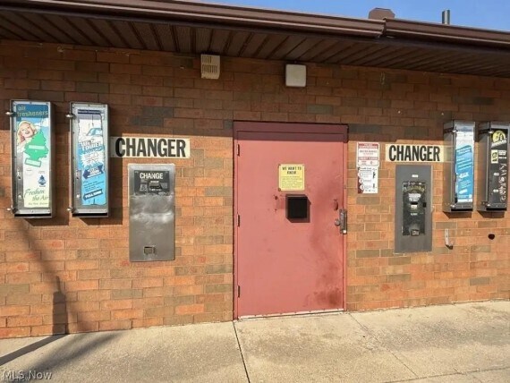 More Photos Of 36161 Lake Shore Blvd, Eastlake Carwash For Sale