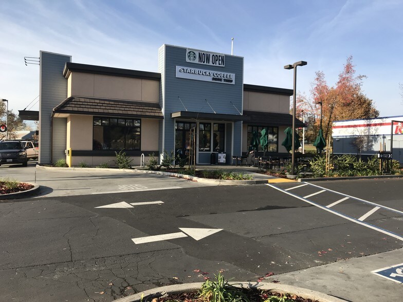 More Photos Of 13775 Mono Way, Sonora Unknown For Lease