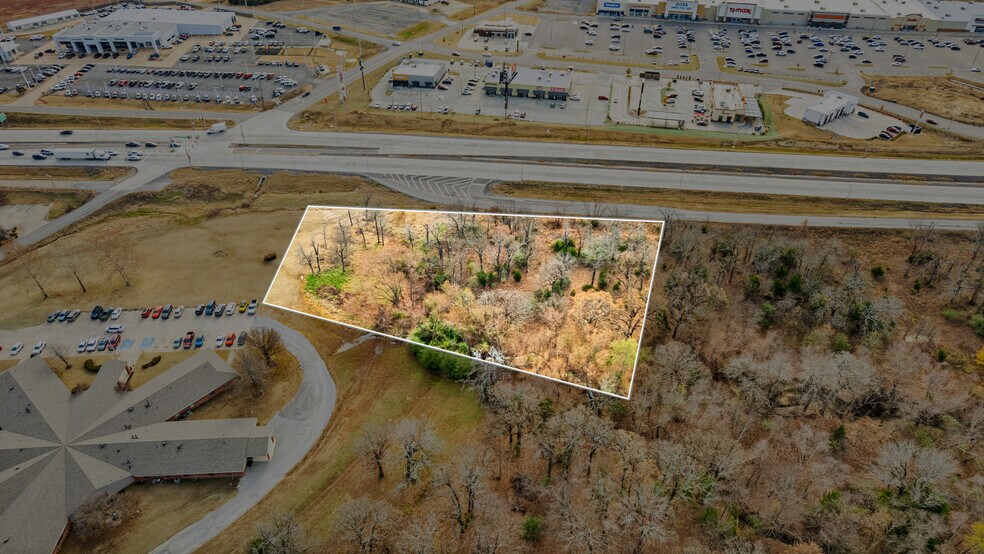 More Photos Of 1075 George Nigh Expy, Mcalester Land For Sale