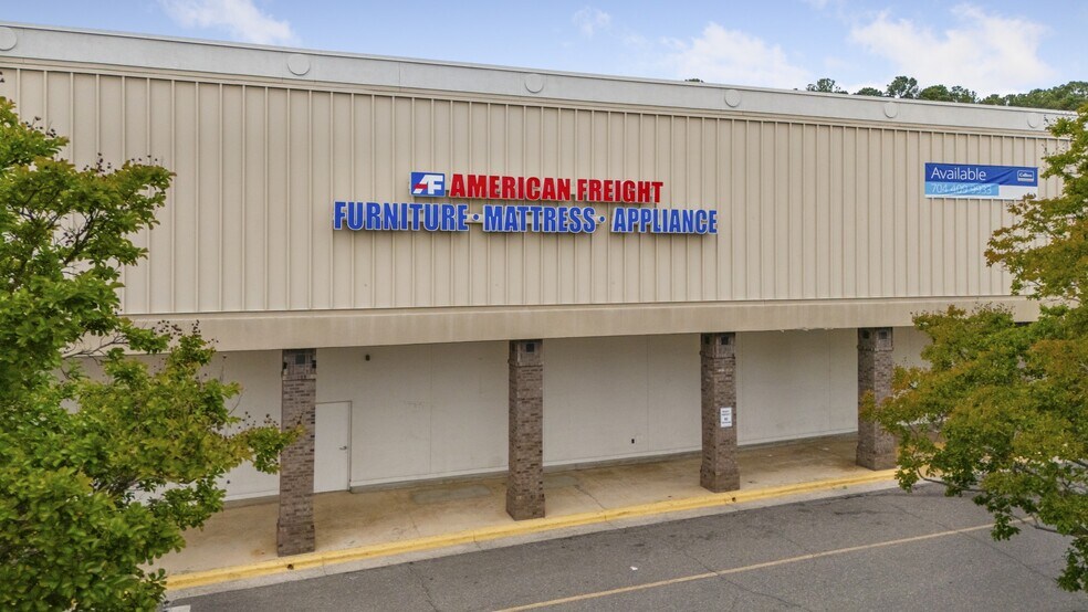 More Photos Of 1403-1493 E Franklin Blvd, Gastonia Unknown For Lease