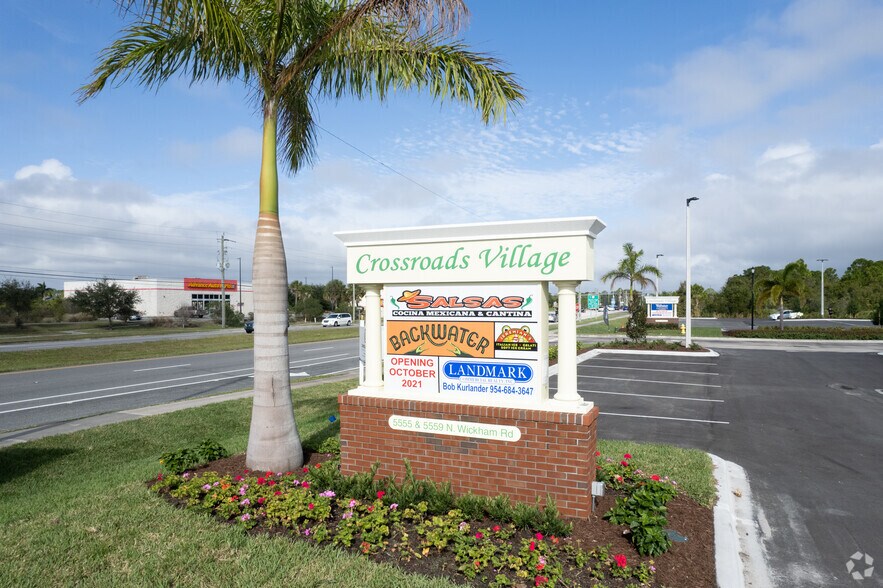 More Photos Of 5555 N Wickham Rd, Melbourne General Retail For Lease