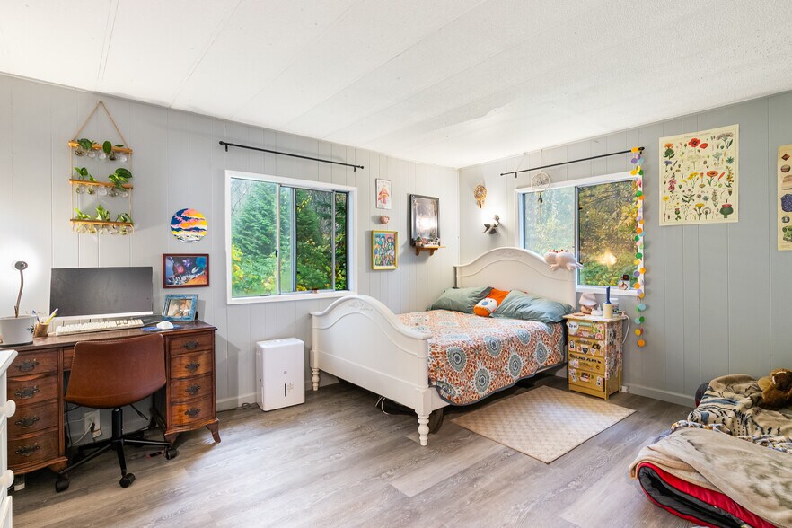 More Photos Of 4777 Guide Meridian, Bellingham Industrial For Sale