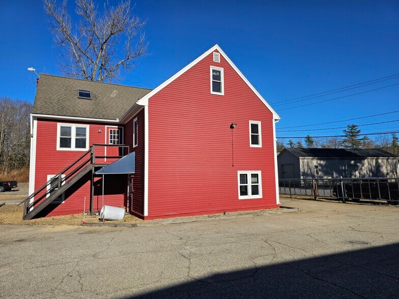 More Photos Of 9 Old Westminster Rd, Hubbardston Warehouse For Lease