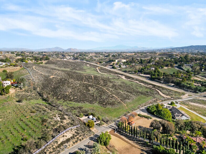 More Photos Of Anza Rd & Linda Rosea, Temecula Land For Sale