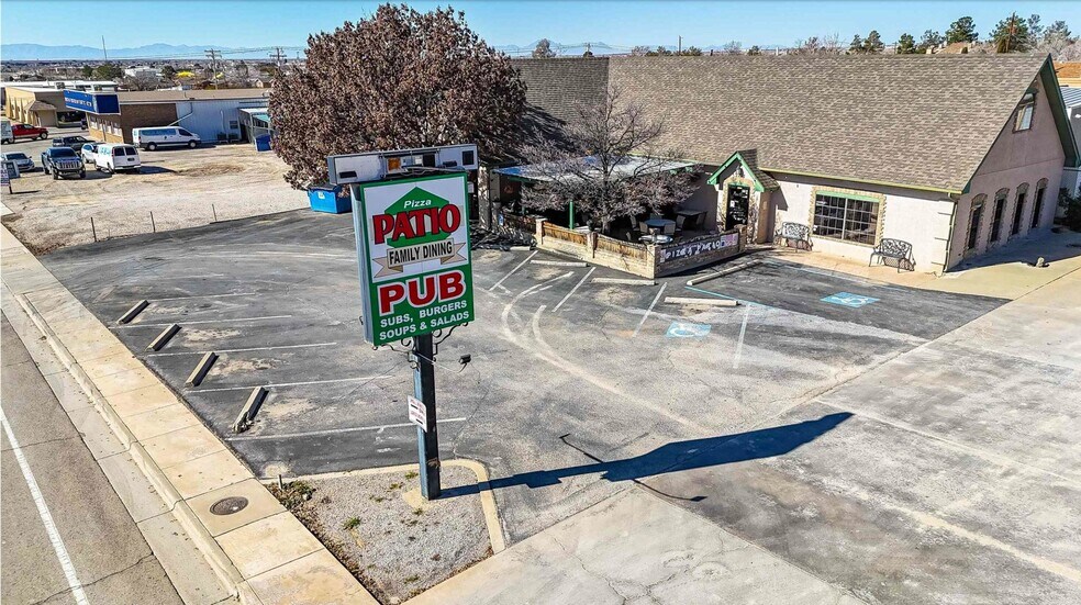 More Photos Of 2203 1st St, Alamogordo General Retail For Sale