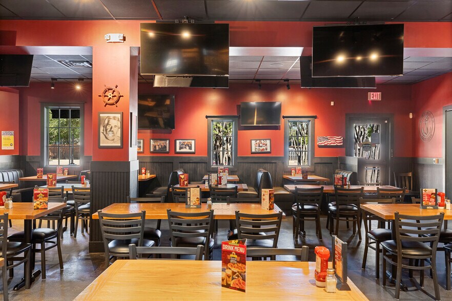 More Photos Of 620 Harvey Rd, College Station Restaurant For Sale