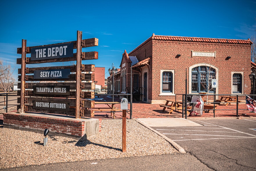 More Photos Of 516 E Elm St, Trinidad Restaurant For Sale