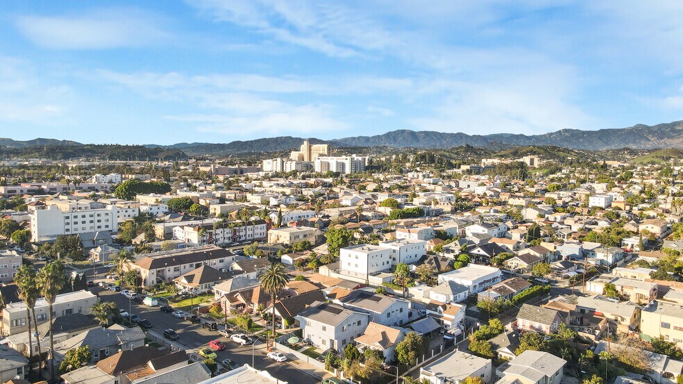 More Photos Of 2531 Folsom St, Los Angeles Apartments For Sale