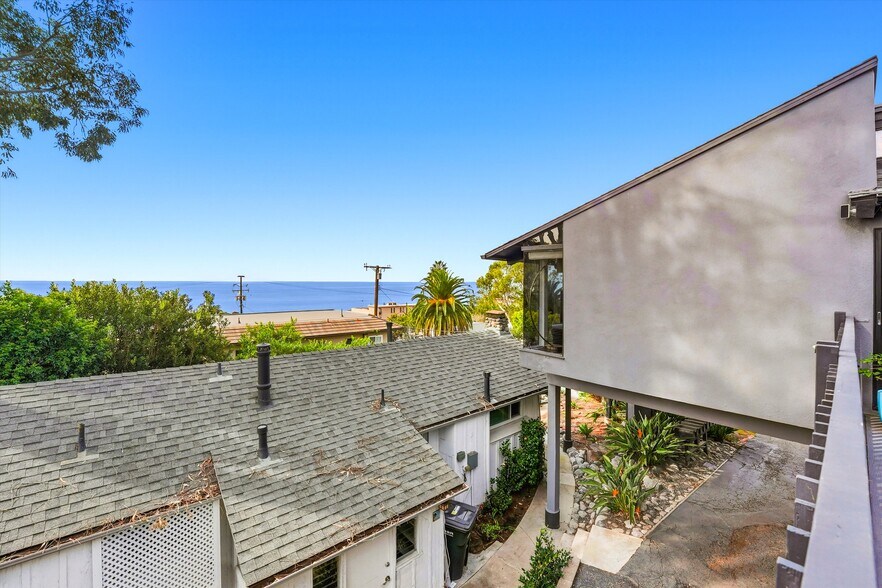 More Photos Of 2101 Glenneyre St, Laguna Beach Apartments For Sale