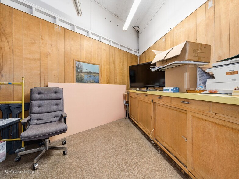More Photos Of 3011 N Austin Ave, Chicago Lodge Meeting Hall For Sale
