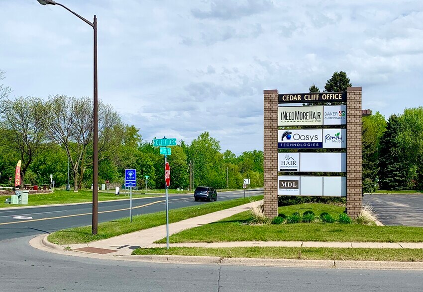 More Photos Of 2121 Cliff Dr, Eagan Medical For Lease