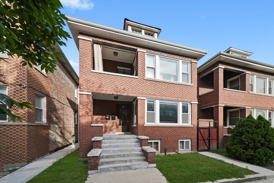 Primary Photo Of 6933 S Washtenaw Ave, Chicago Multifamily For Sale
