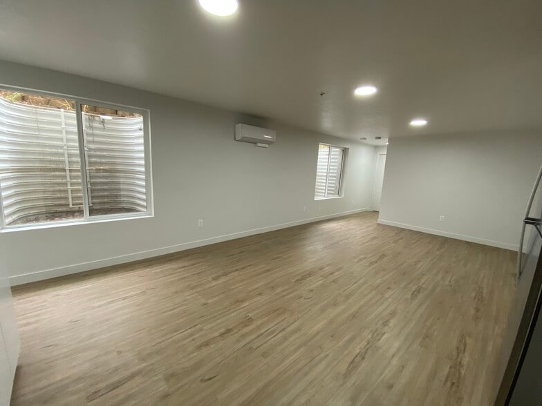 More Photos Of 404 E 5600 S, Salt Lake City Apartments For Sale
