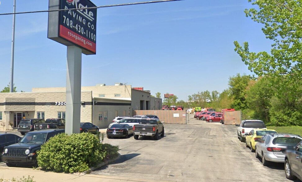 More Photos Of 7300 W 100th Pl, Bridgeview Warehouse For Lease