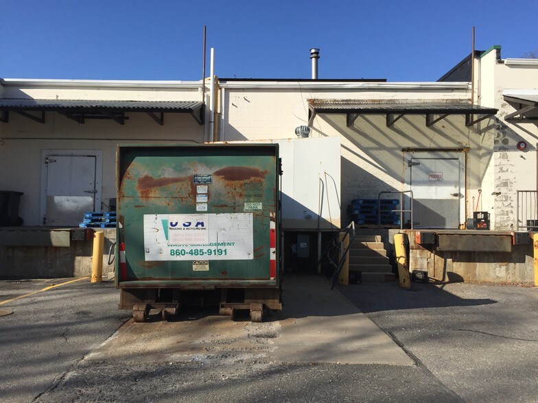 More Photos Of 331 West St, Litchfield General Retail For Lease