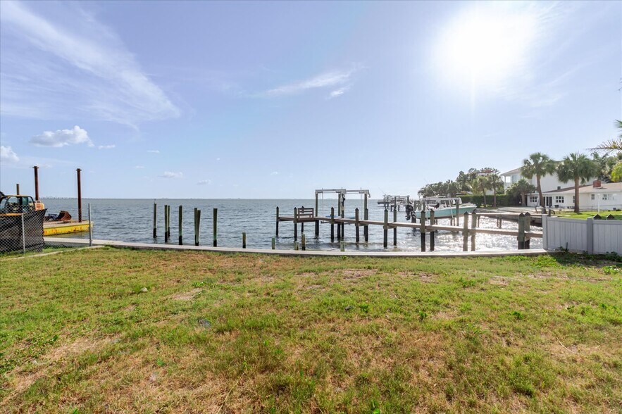 More Photos Of 5102 W Longfellow Ave, Tampa Land For Sale