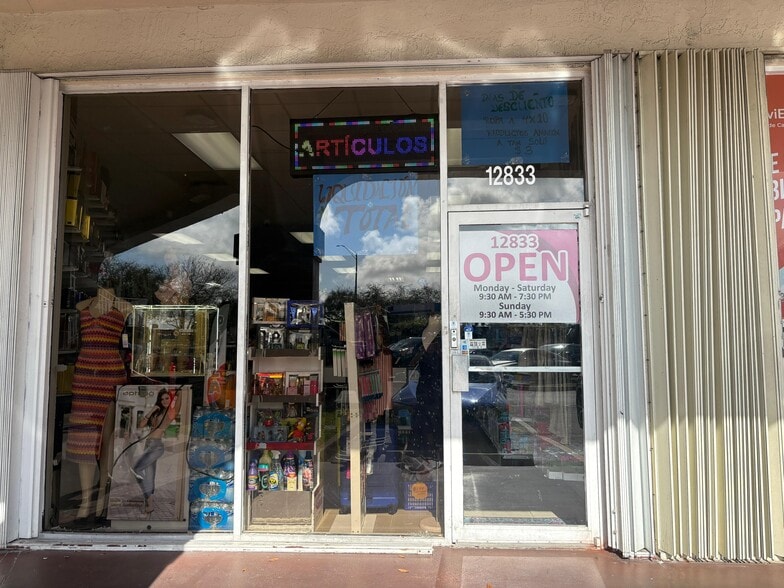 Primary Photo Of 12833 SW 42nd St, Miami General Retail For Lease