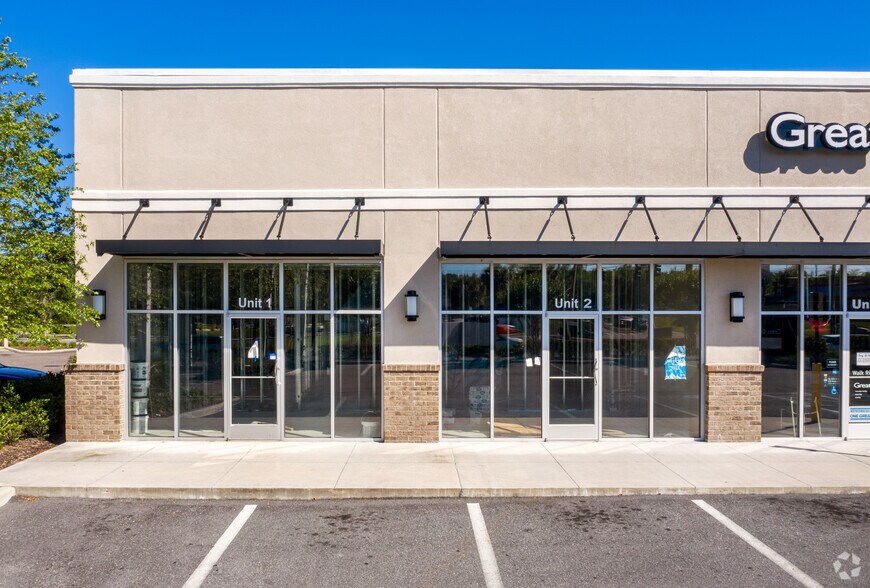 More Photos Of 2400 NE 49th Ter, Ocala Freestanding For Lease