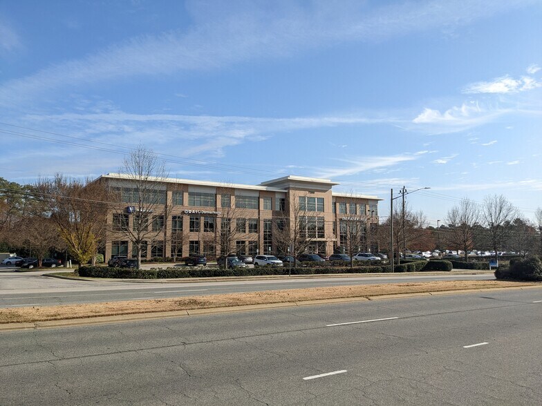 More Photos Of 7200 Creedmoor Rd, Raleigh Office For Lease