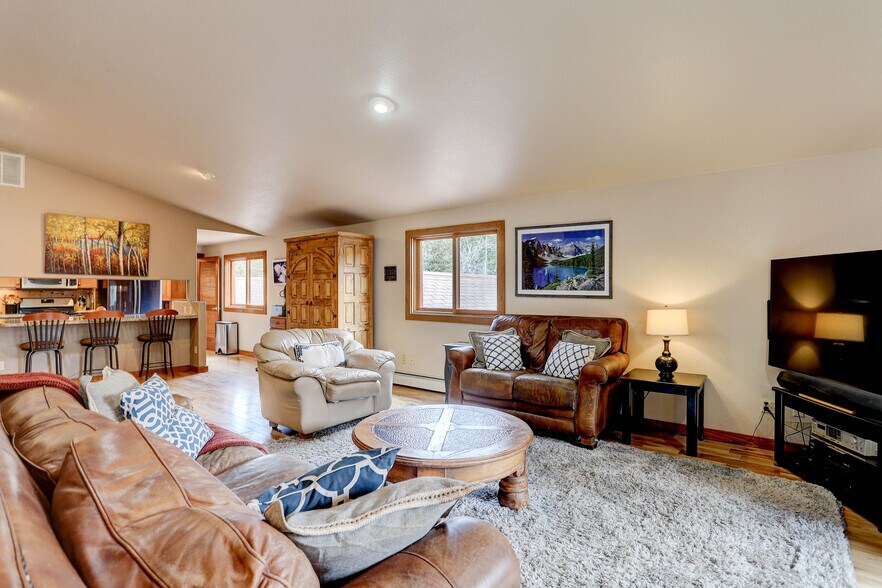 More Photos Of 468 Riverside Dr, Lyons Specialty For Sale