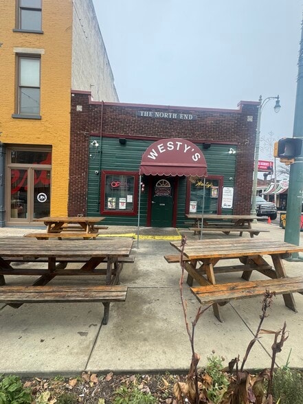 More Photos Of 346 N Main St, Memphis Restaurant For Sale