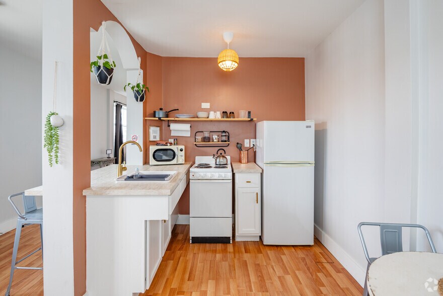 More Photos Of 415 Humphreys St, Nashville Apartments For Sale