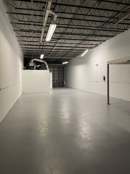 More Photos Of 101 S Congress Ave, Delray Beach Showroom For Lease