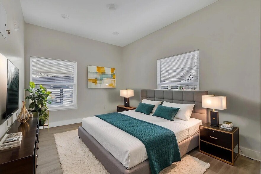 More Photos Of 3000 T St, Sacramento Apartments For Sale