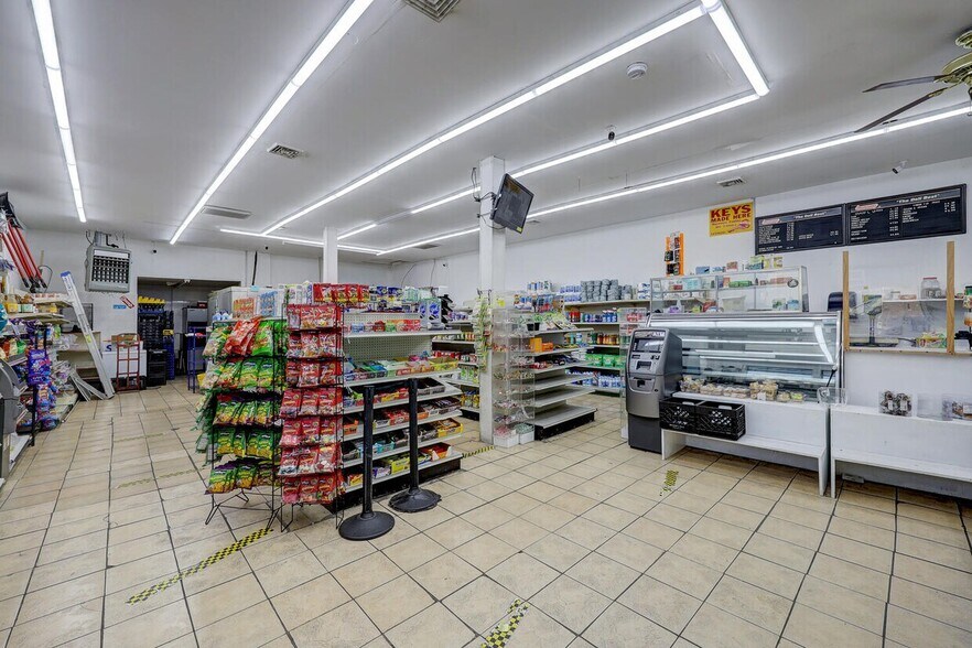 More Photos Of 321 Jefferson Ave, Elizabeth Storefront Retail Residential For Lease