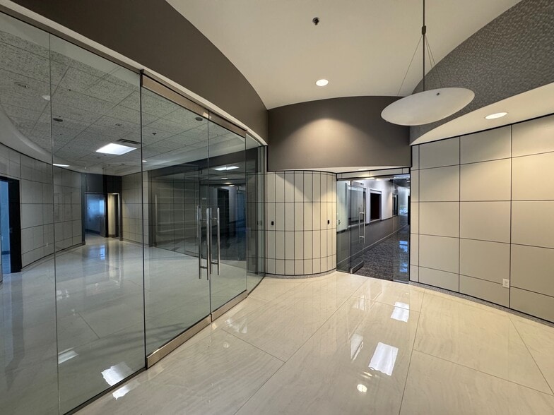 More Photos Of 5343 Bowden Rd, Jacksonville Industrial For Sale