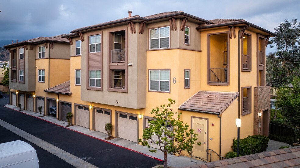 More Photos Of 2855 Foothill Blvd, La Verne Apartments For Lease