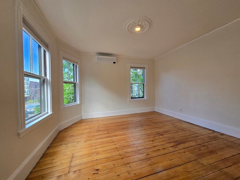 More Photos Of 96-98 Boylston St, Brookline Apartments For Sale
