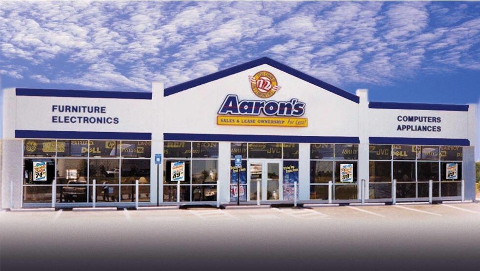 More Photos Of 1015 N California St, Socorro Freestanding For Lease