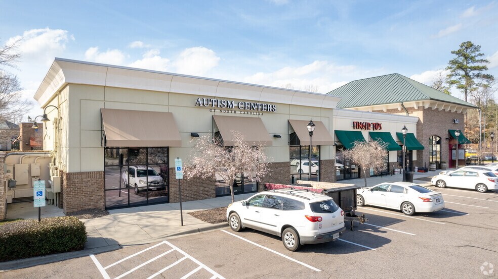 More Photos Of 10310-10441 Moncreiffe St, Raleigh Unknown For Lease