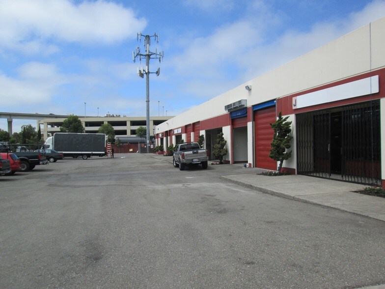 More Photos Of 1555 Park Ave, Emeryville Warehouse For Lease
