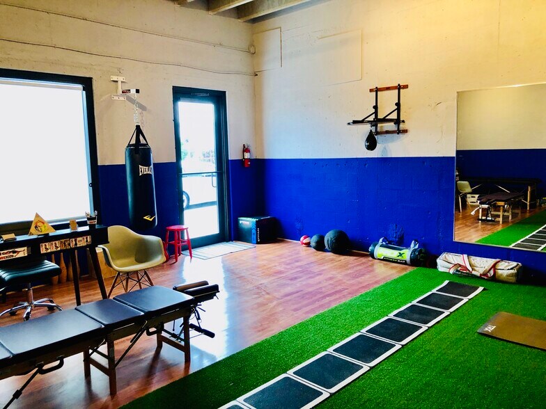 More Photos Of 1109 Okeechobee Rd, West Palm Beach Warehouse For Lease