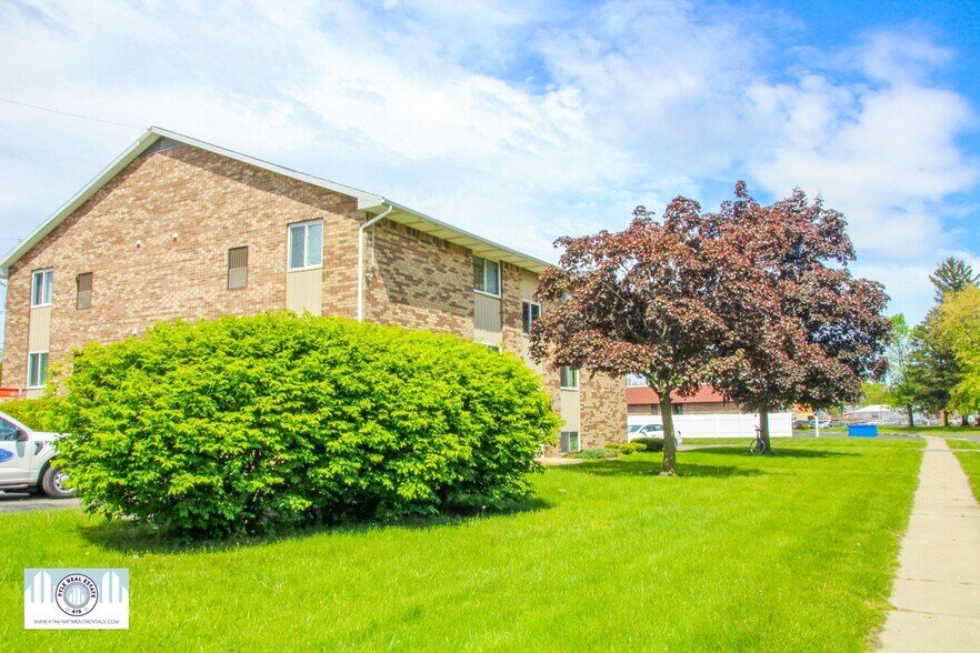 More Photos Of 2822-2846 Eldora Dr, Toledo Apartments For Sale