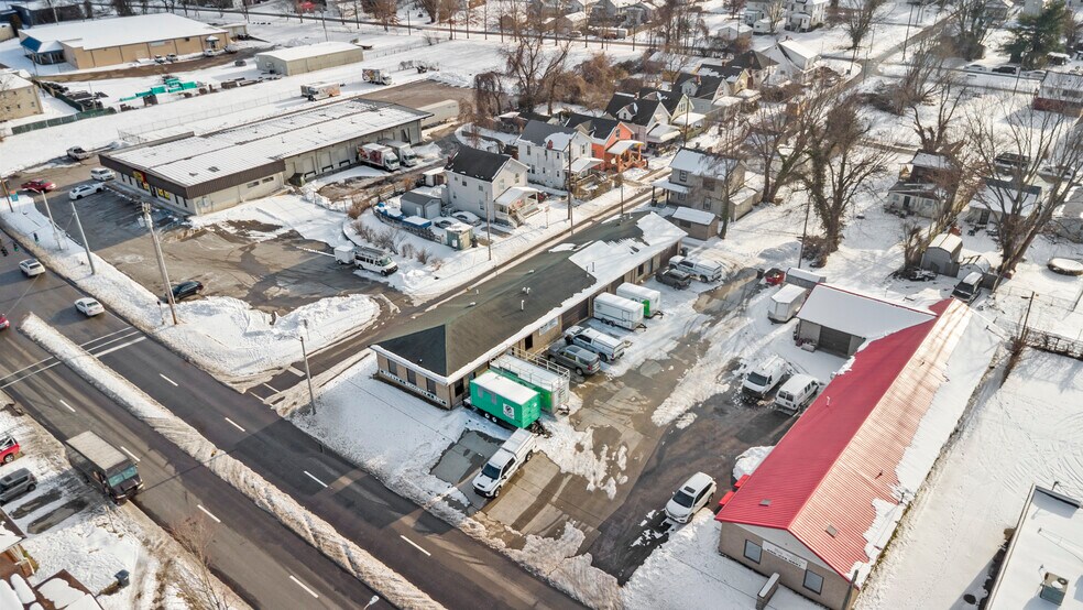 More Photos Of 3224 Winchester Ave, Ashland Flex For Sale