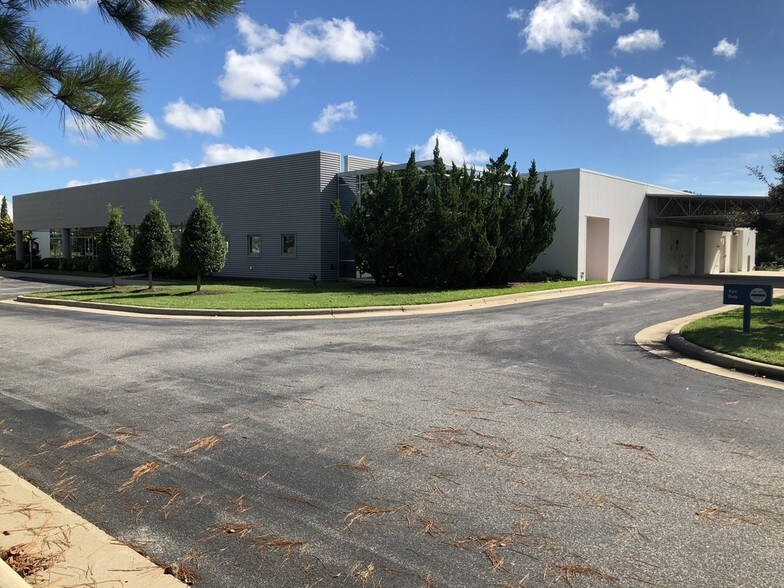 More Photos Of 112 Corporate Dr, Elizabeth City Office For Sale