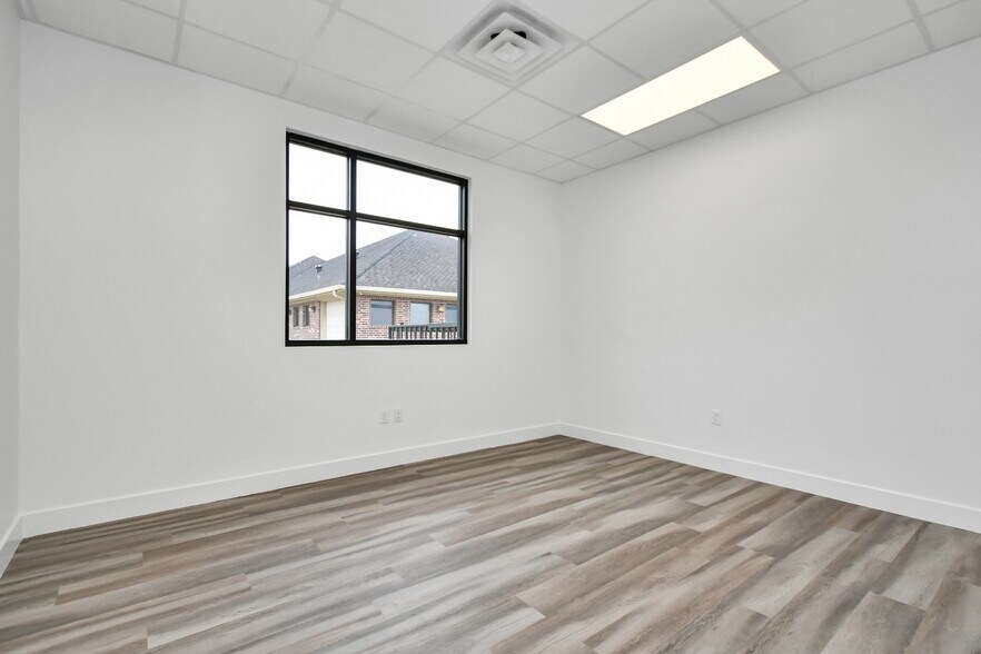 More Photos Of 4807 Sugar Grove Blvd, Stafford Medical For Lease