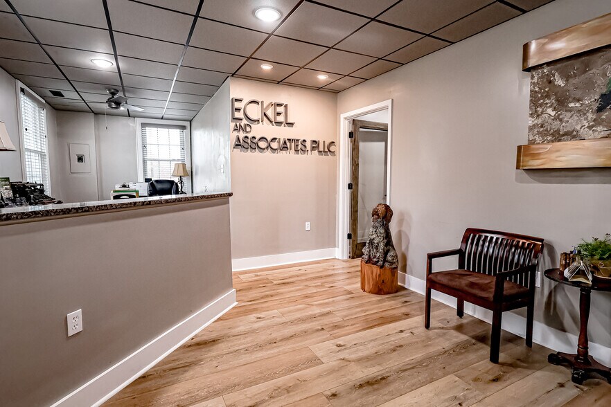 More Photos Of 111 W Washington Ave, Covington Medical For Sale