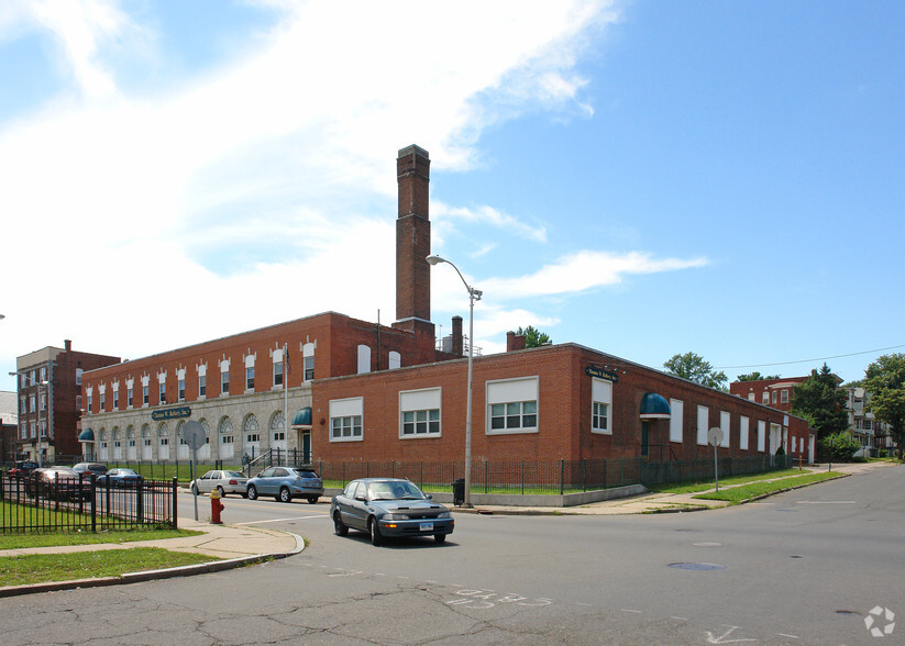 Primary Photo Of 1055 Broad St, Hartford Manufacturing For Sale