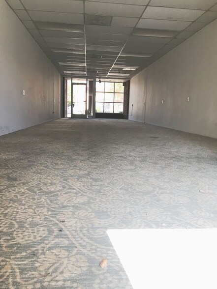 More Photos Of 117-123 N San Gabriel Blvd, San Gabriel Storefront For Lease