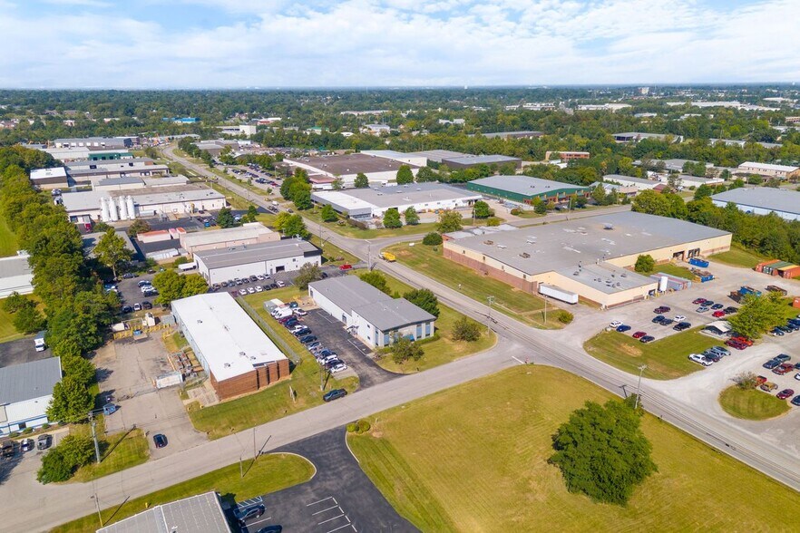 More Photos Of 2700 Diode Ln, Louisville Warehouse For Lease