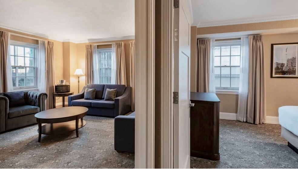 More Photos Of 555 Hamilton St, Allentown Hotel For Sale